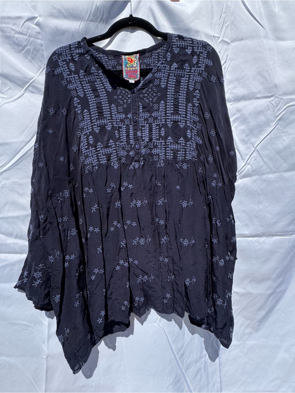 Johnny Was Embroidered Women's Tunic Top - Black